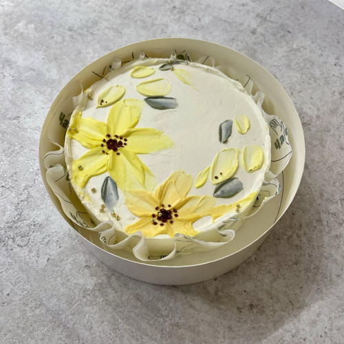 Подарочный бенто-торт с цветами